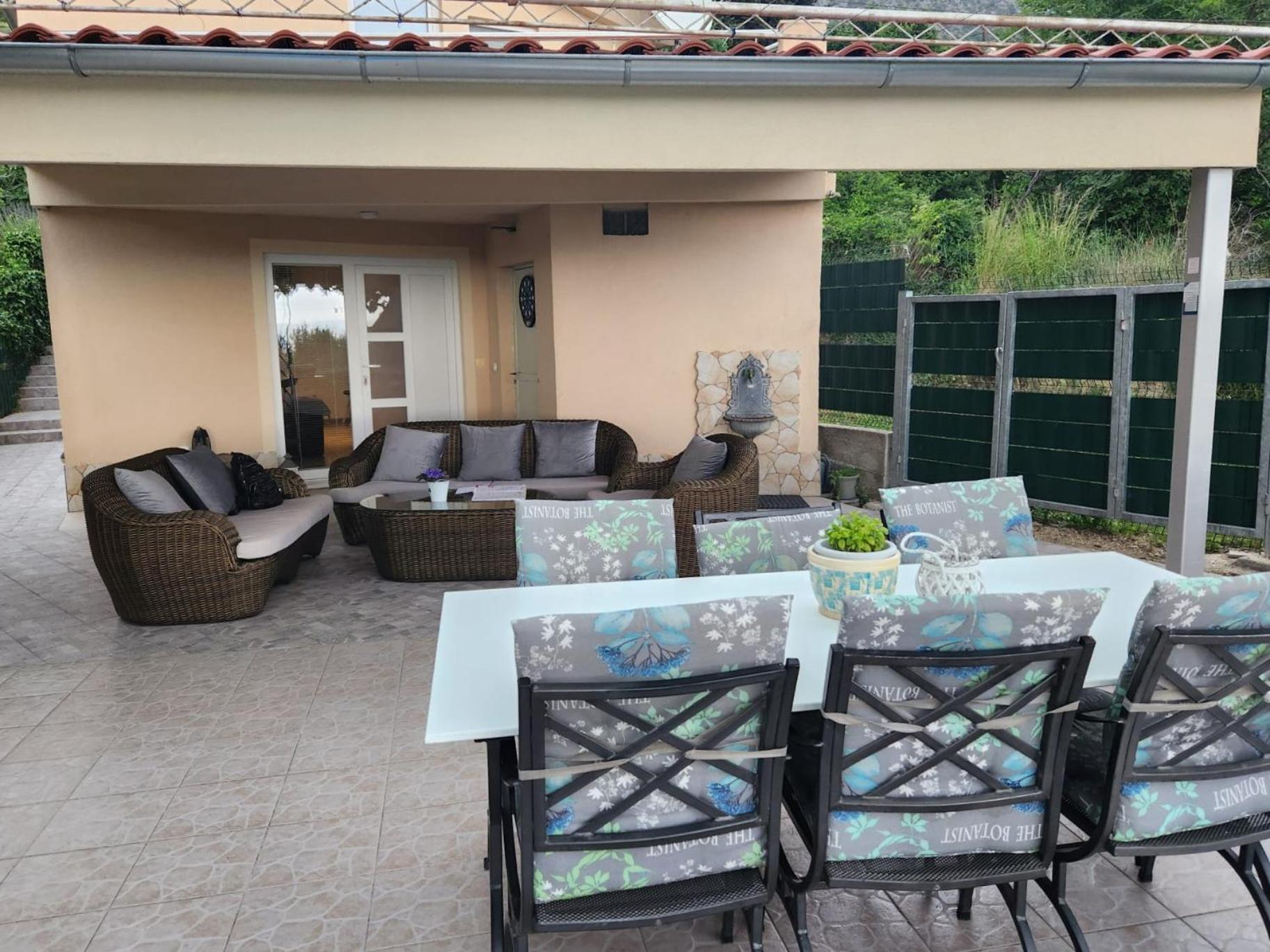 Holiday Home Rupotina Solin Exterior foto