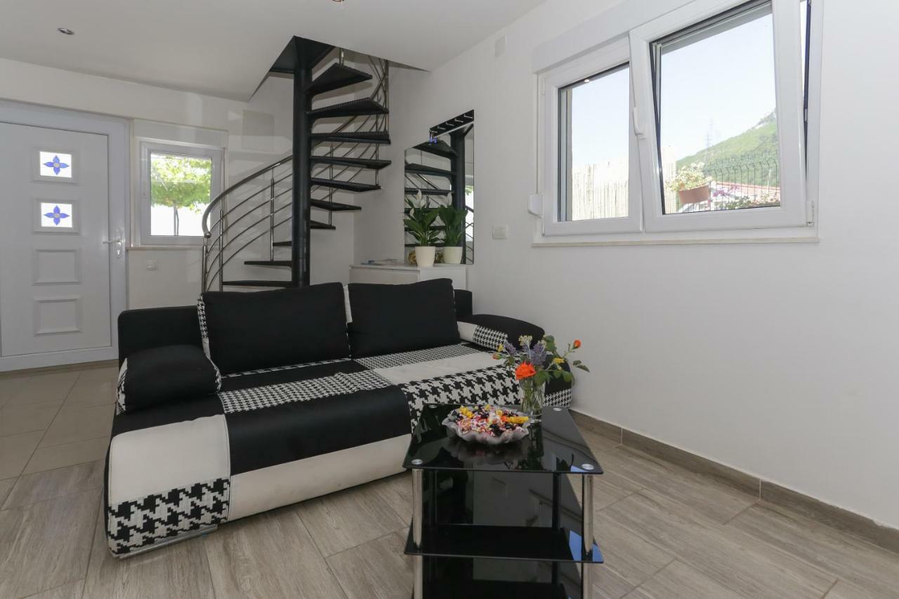 Holiday Home Rupotina Solin Exterior foto